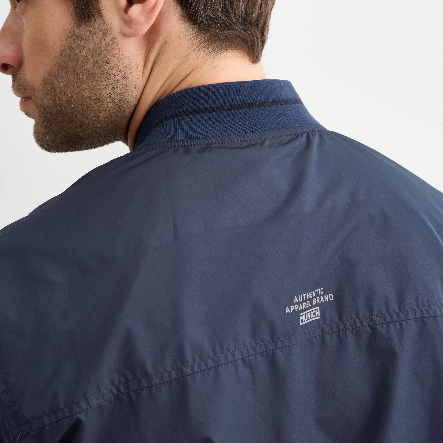 Munich Bomber Willow Lifestyle 2507477
