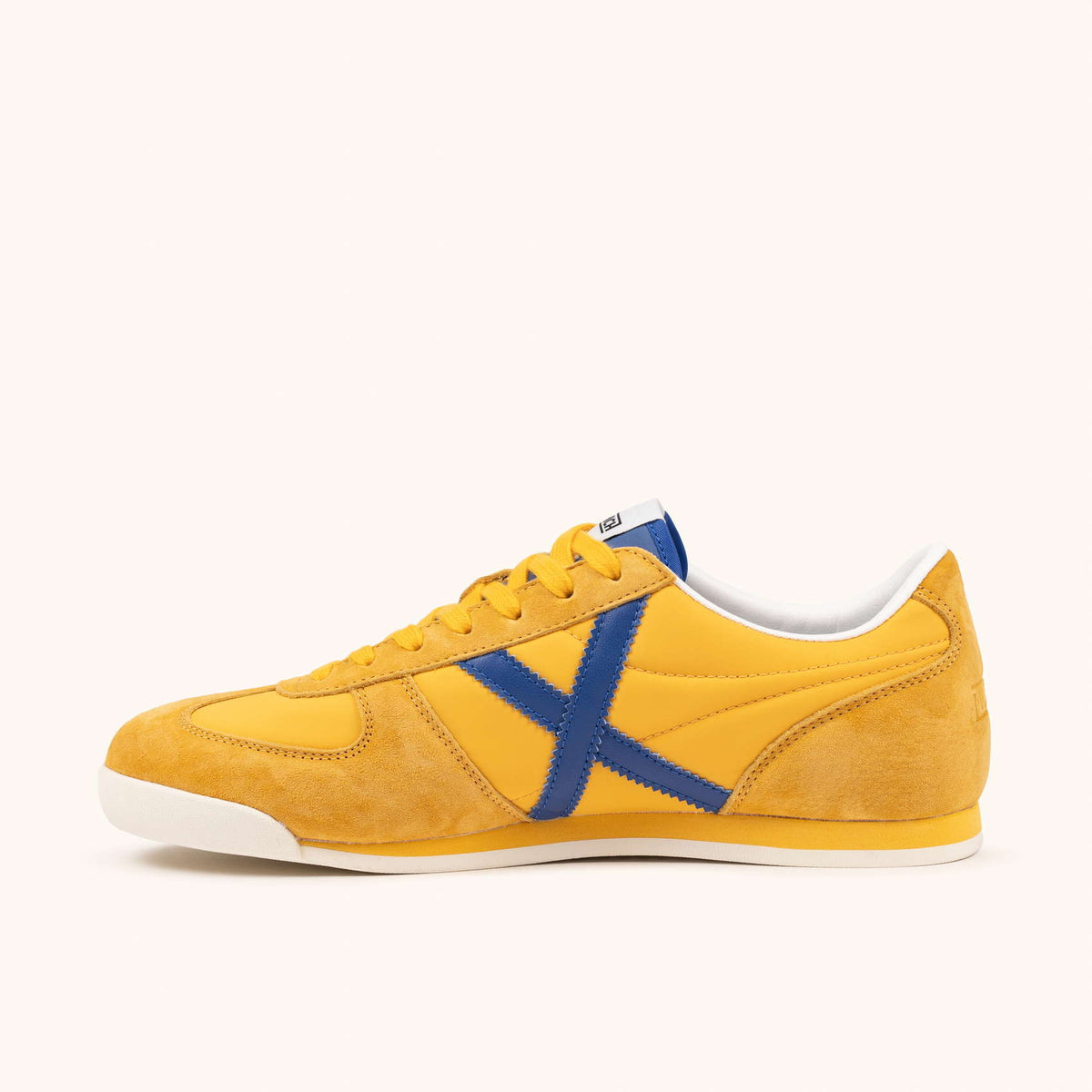 MUNICH STEREO 04 Sneaker Casual Amarilla y Azul