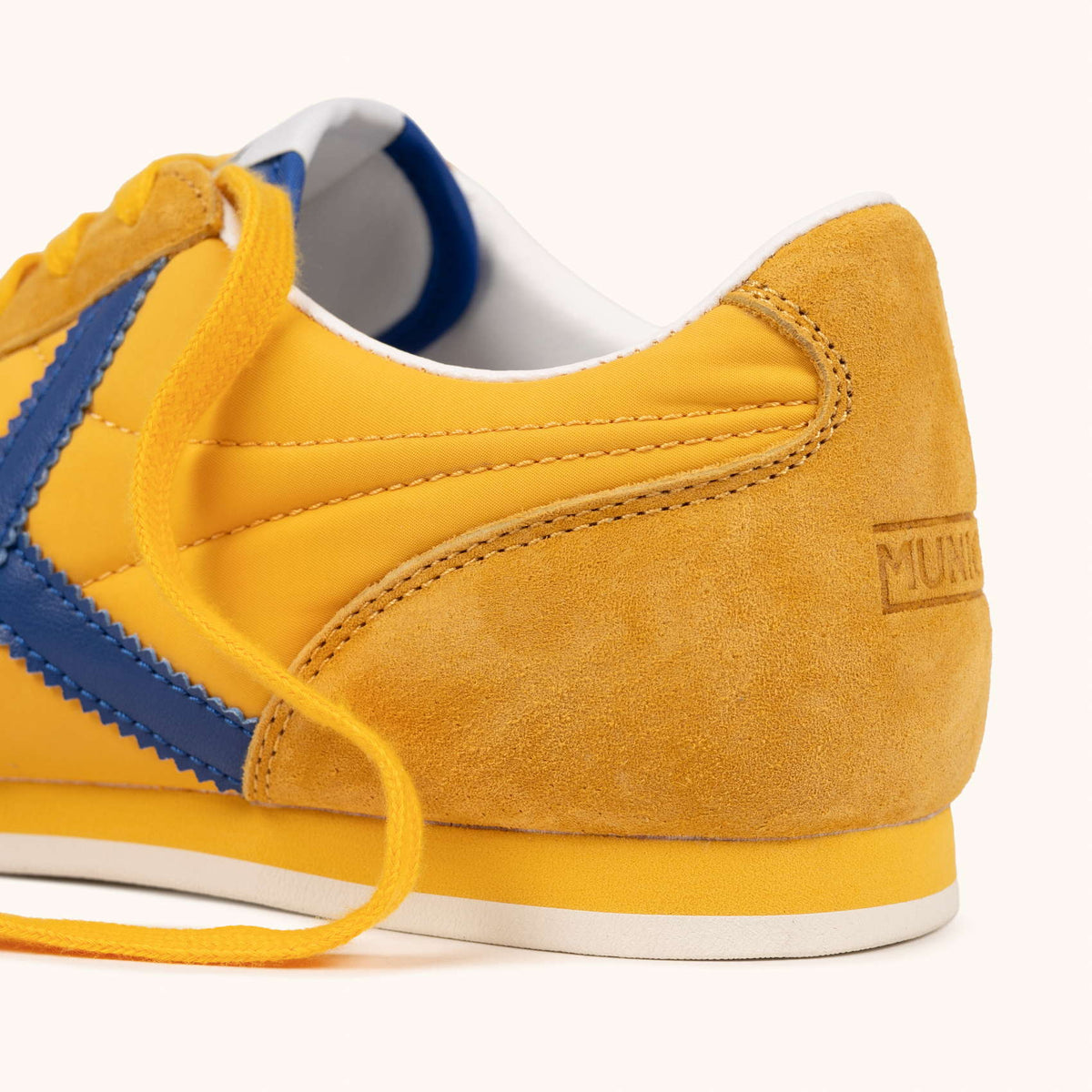 MUNICH STEREO 04 Sneaker Casual Amarilla y Azul