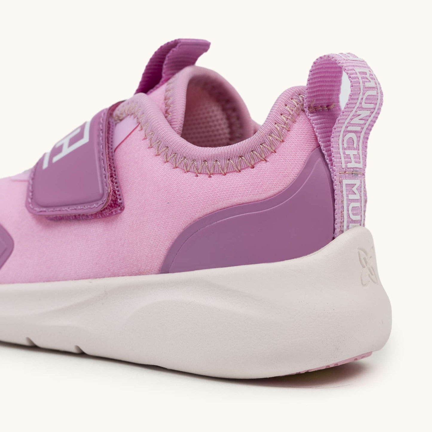 Munich Baby Claudia 8187025 Pink
