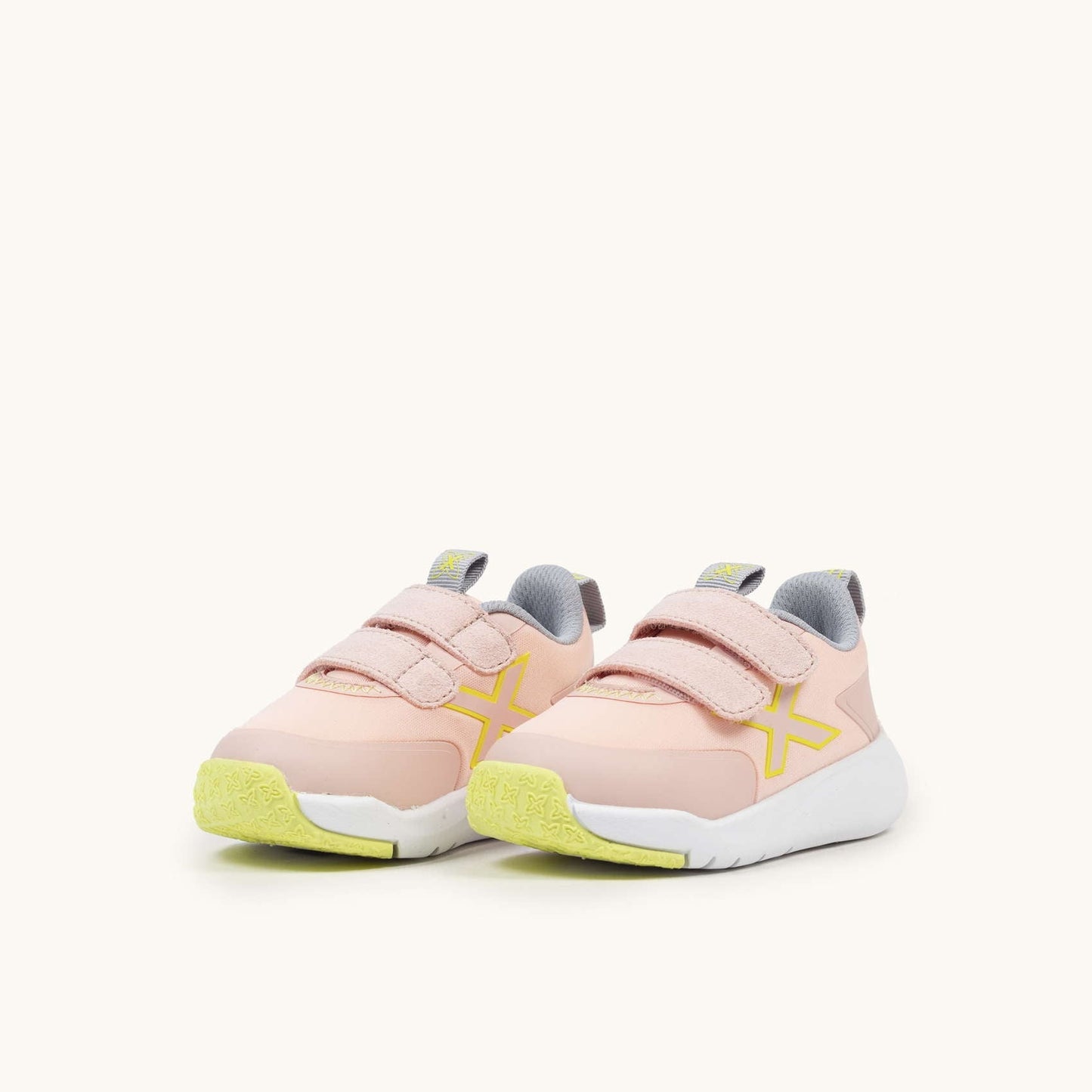 Munich Baby Cloe 8188027 Pink