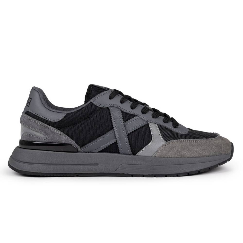 Munich Soon 8904062 Black