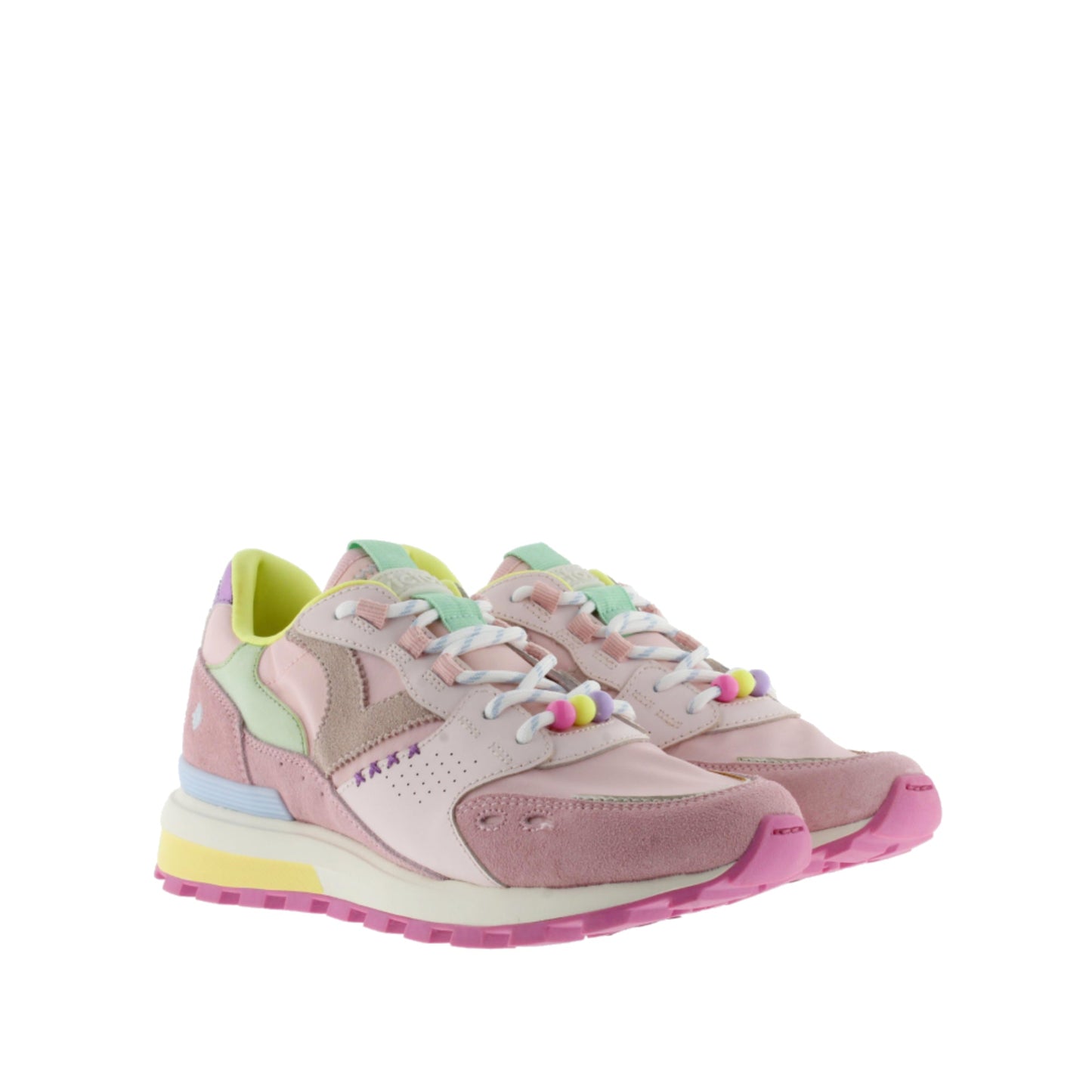Victoria Luna Nylon et daim rose