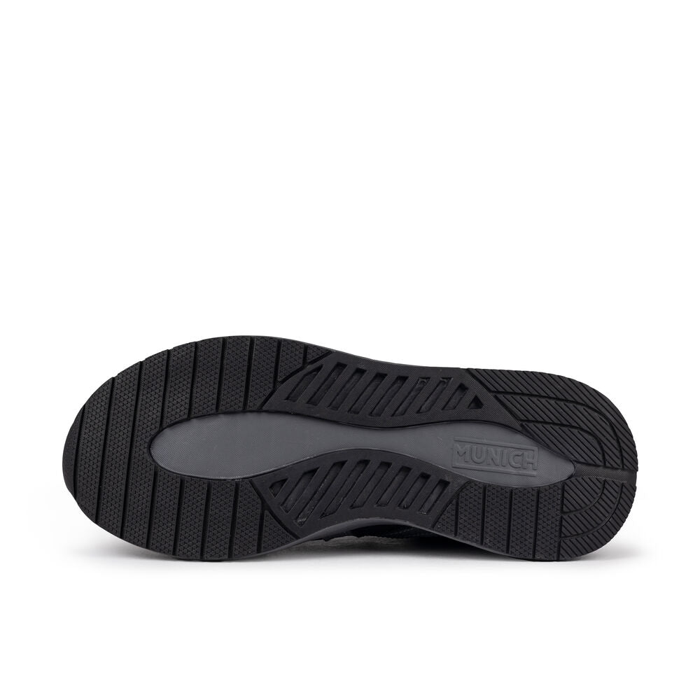 Munich Soon 8904062 Black
