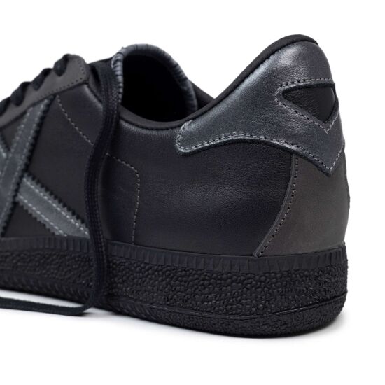 Munich Barru 8290207 Negro