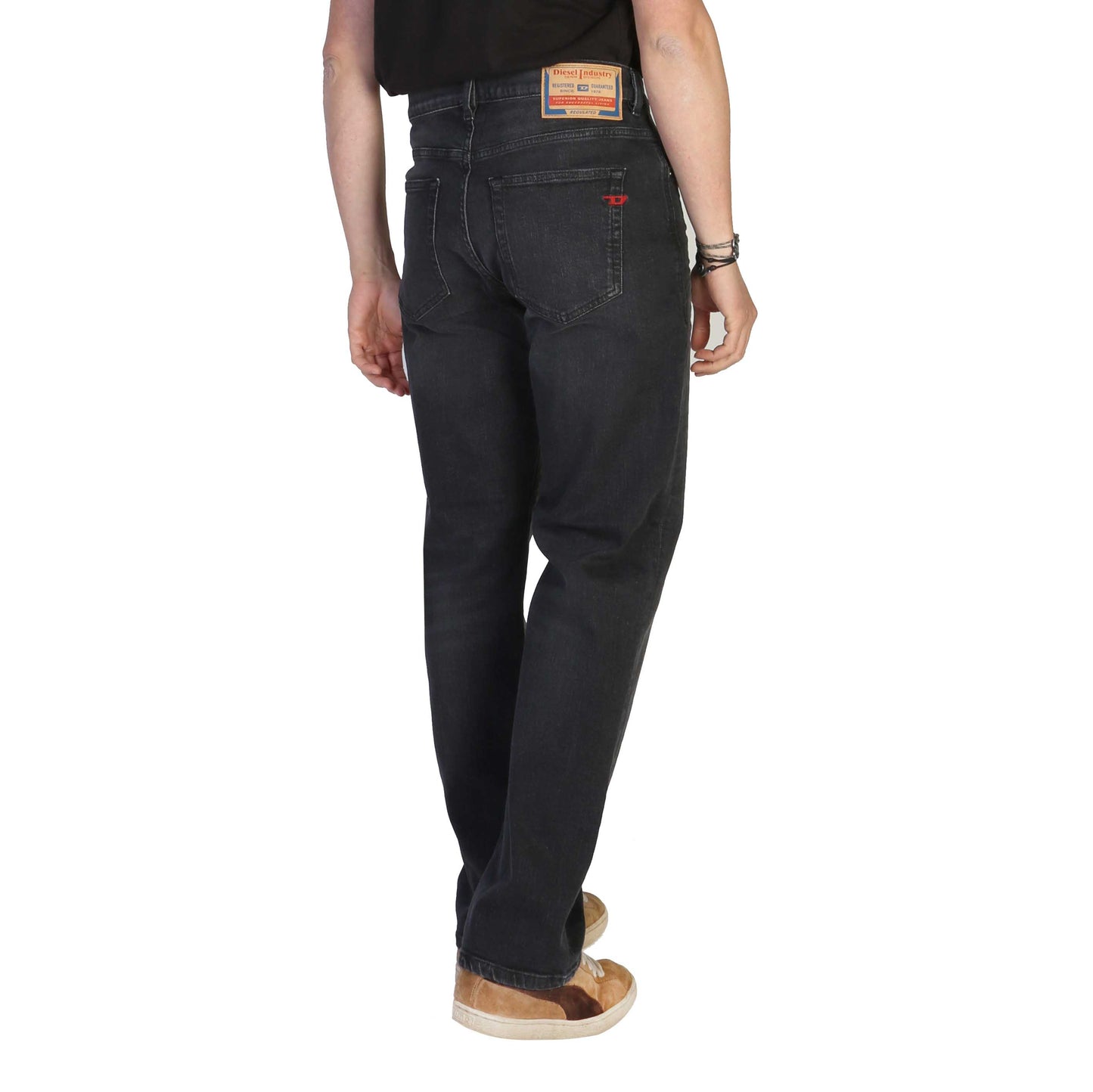 Diesel D-VIKER_L32