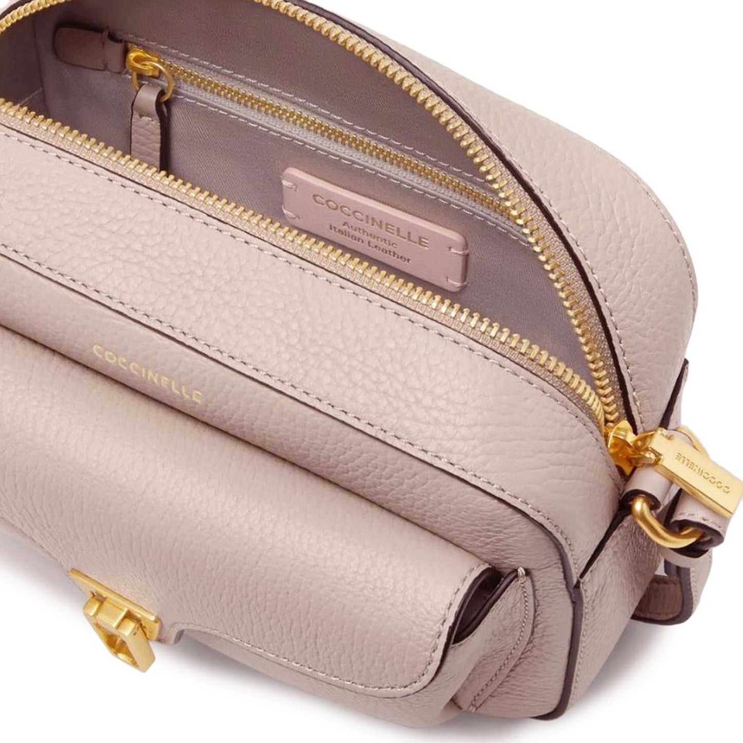 Coccinelle E1MF6150201 - pink