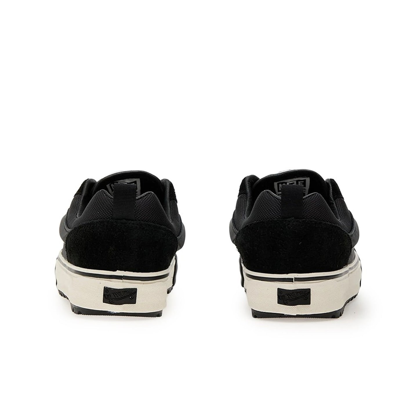 Vans VN000CXRBLK1 - black