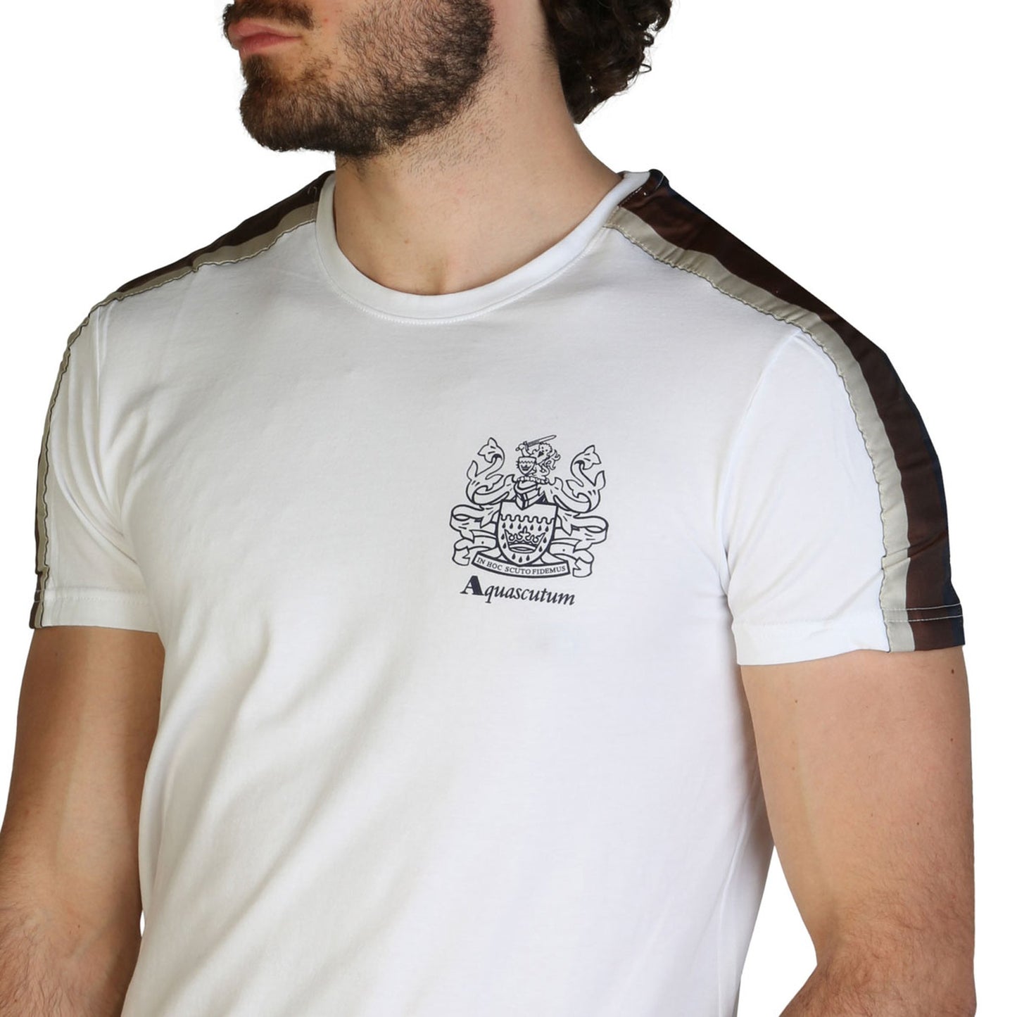 Aquascutum QMT017M0 white